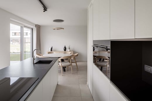 Projectwoning met moderne architectuur in hartje Meulebeke
