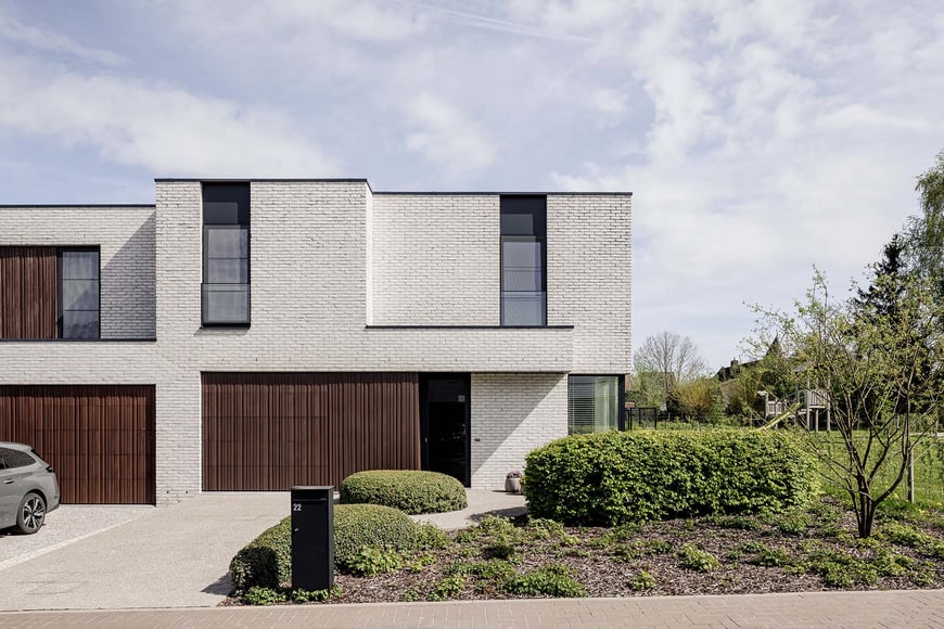 woonproject-meulebeke-modern-grijze-gevelsteen-3