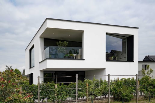 Lichtrijke compacte woning met zicht op groen