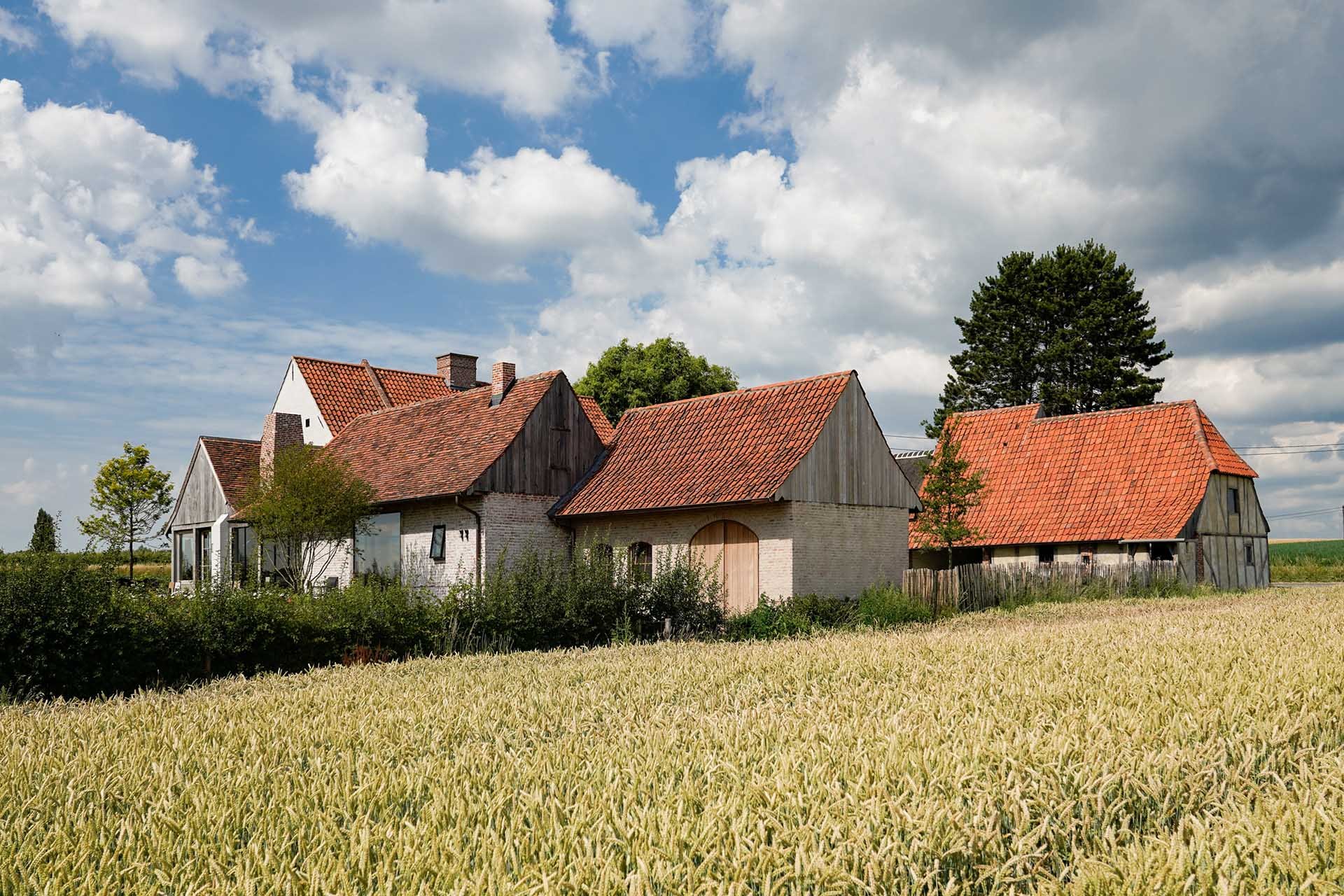 exclusieve-villabouw-landelijkestijl-sintdenijs-2