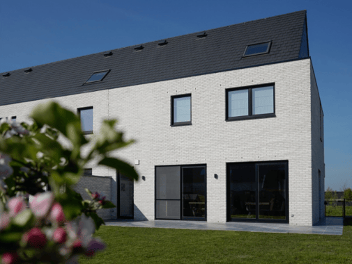 Donkere gevelaccenten voor moderne aanblik